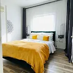 Apartment Boho-chic One Bedroom Flat In Engomi