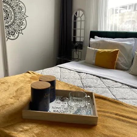 Boho-chic One Bedroom Flat In * Engomi